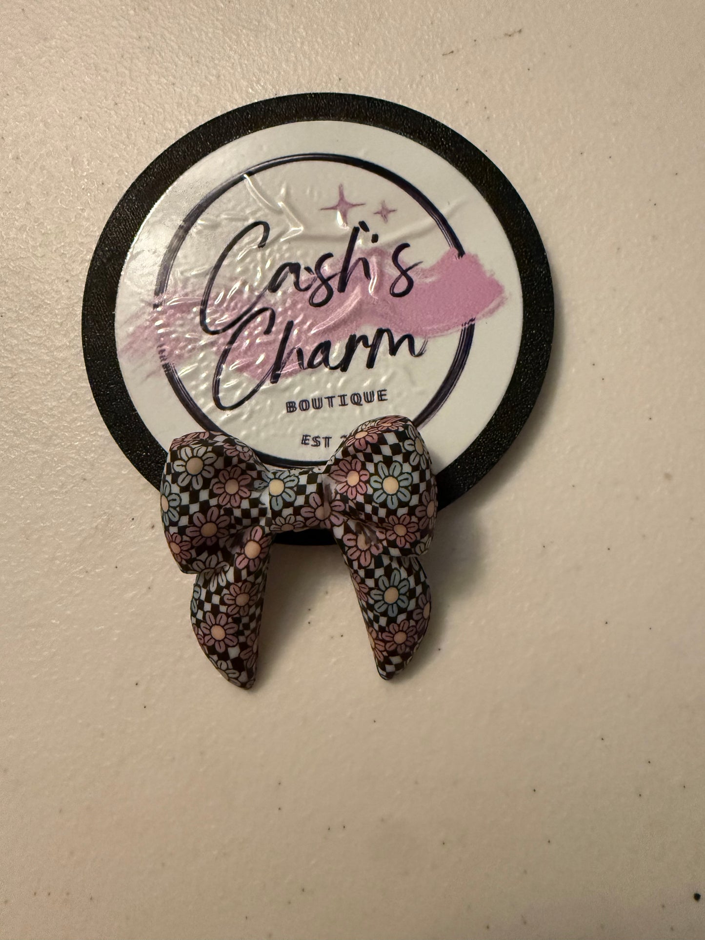 Checkered Flower Pen Bow