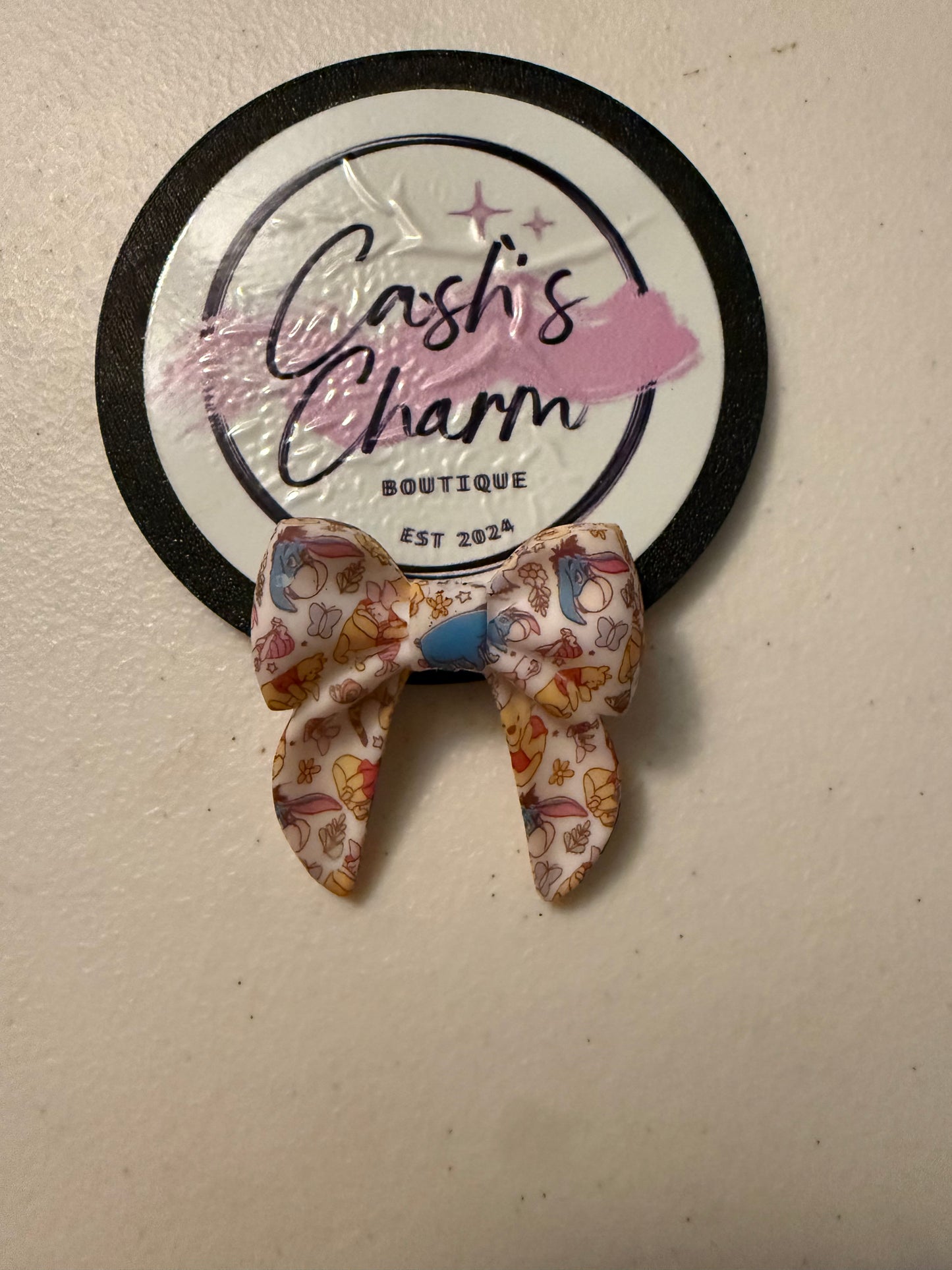 Bear and Friends Pen Bow