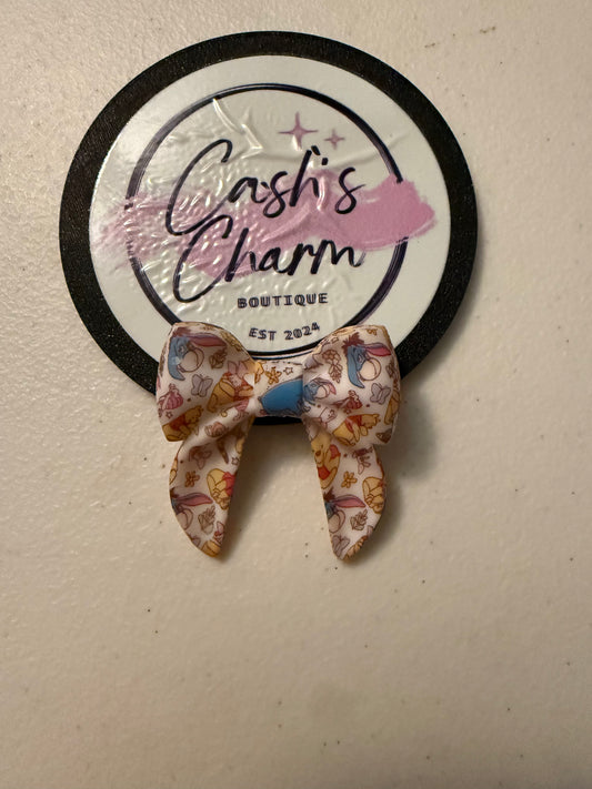 Bear and Friends Pen Bow